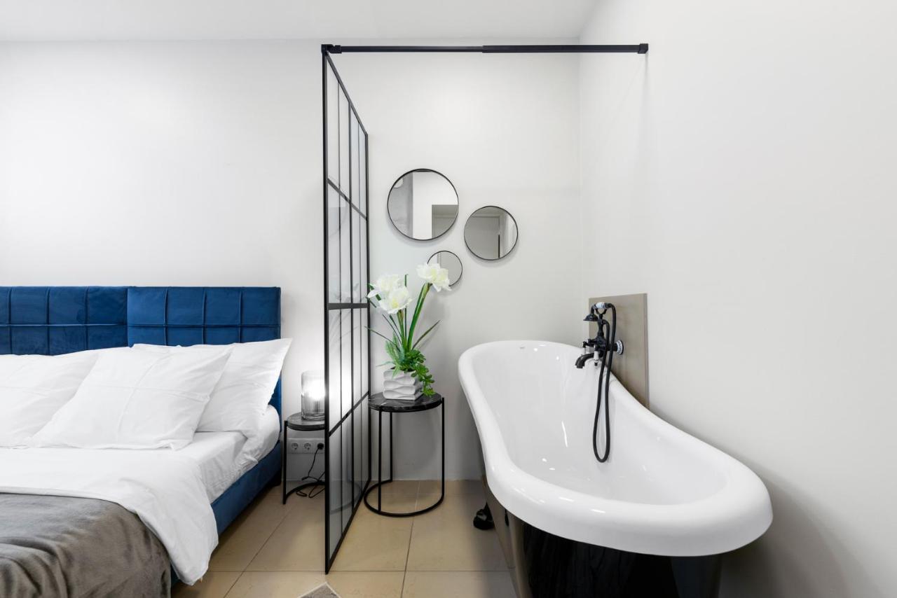 Sirena Apartment - Self Check-In And Free Parking Reval Exterior foto