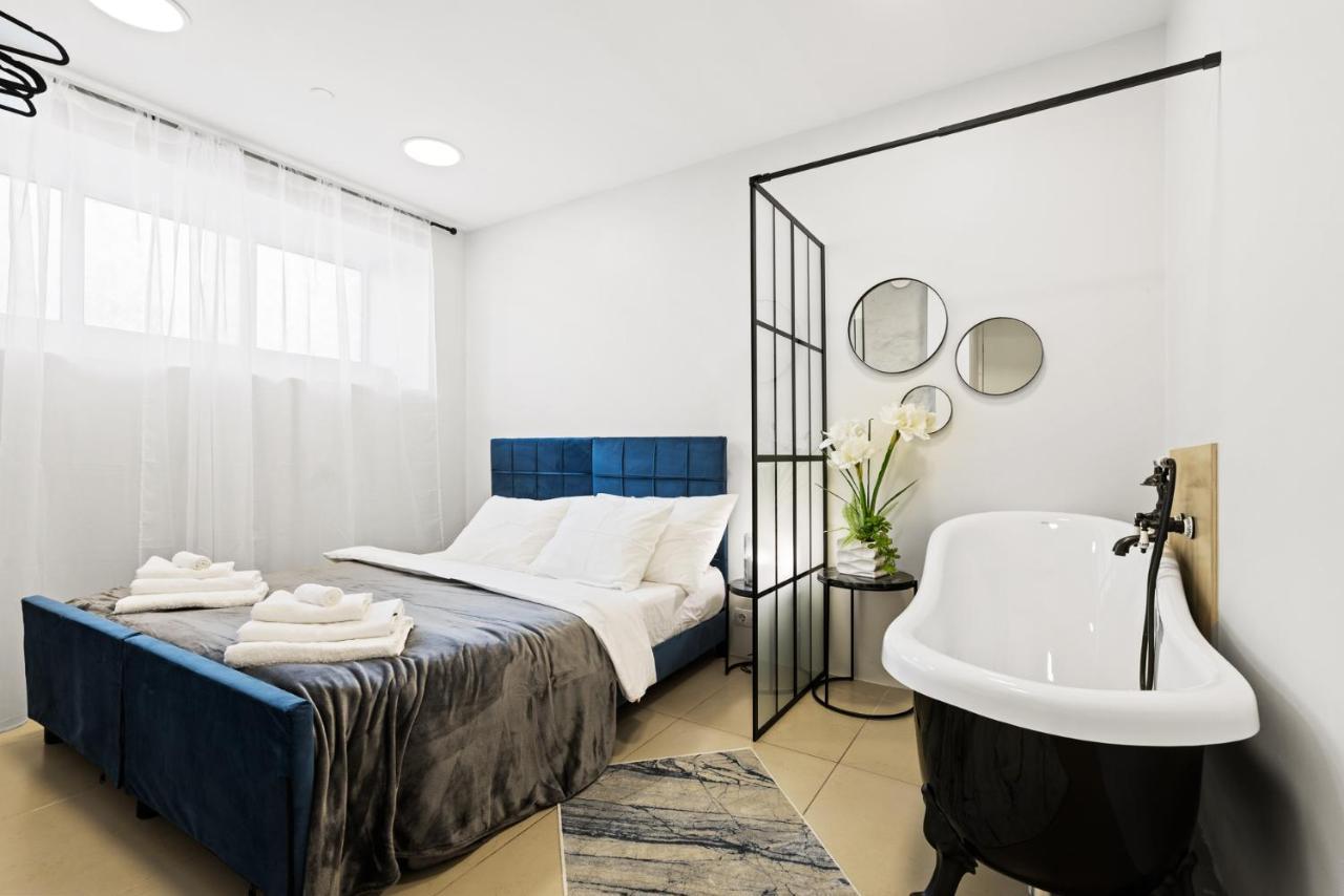 Sirena Apartment - Self Check-In And Free Parking Reval Exterior foto
